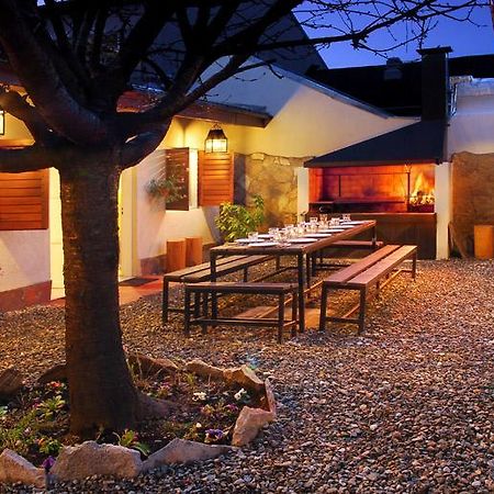 Hostel Los Troncos San Carlos de Bariloche Ngoại thất bức ảnh