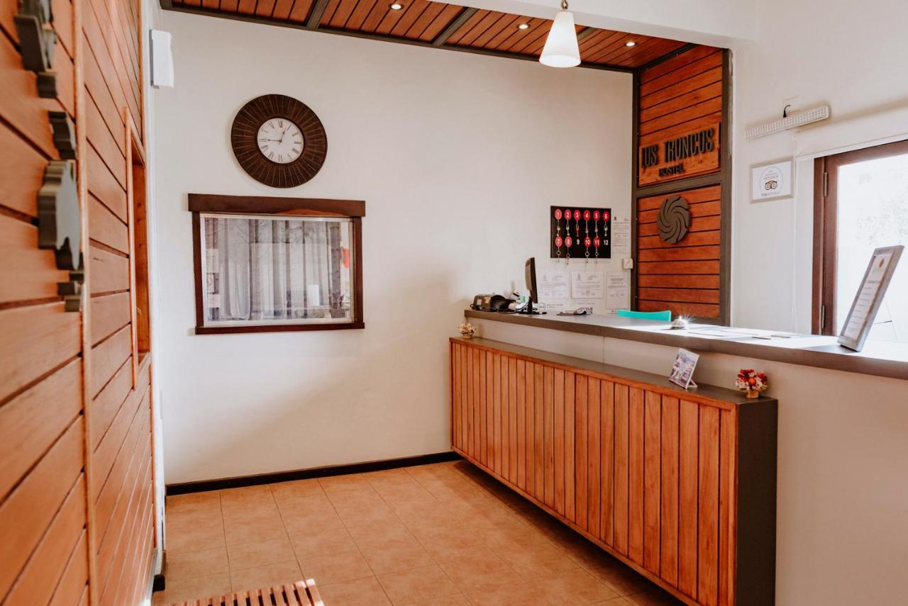 Hostel Los Troncos San Carlos de Bariloche Ngoại thất bức ảnh