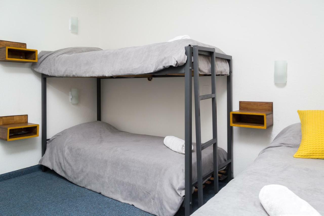 Hostel Los Troncos San Carlos de Bariloche Ngoại thất bức ảnh