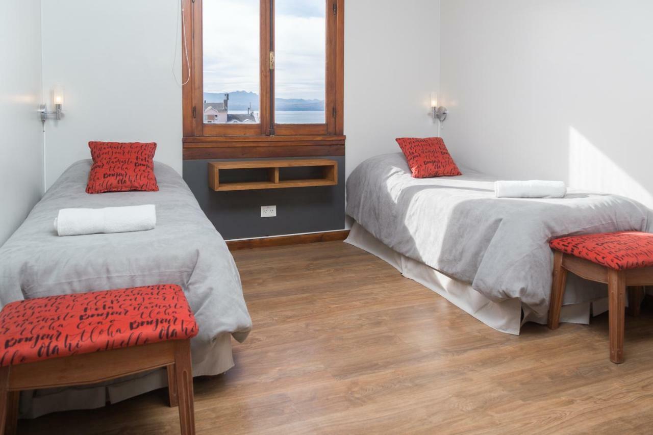 Hostel Los Troncos San Carlos de Bariloche Ngoại thất bức ảnh