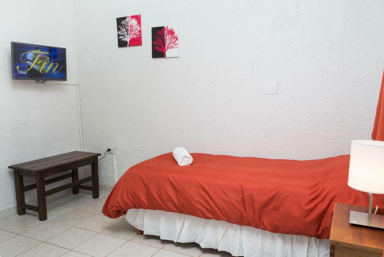 Hostel Los Troncos San Carlos de Bariloche Ngoại thất bức ảnh