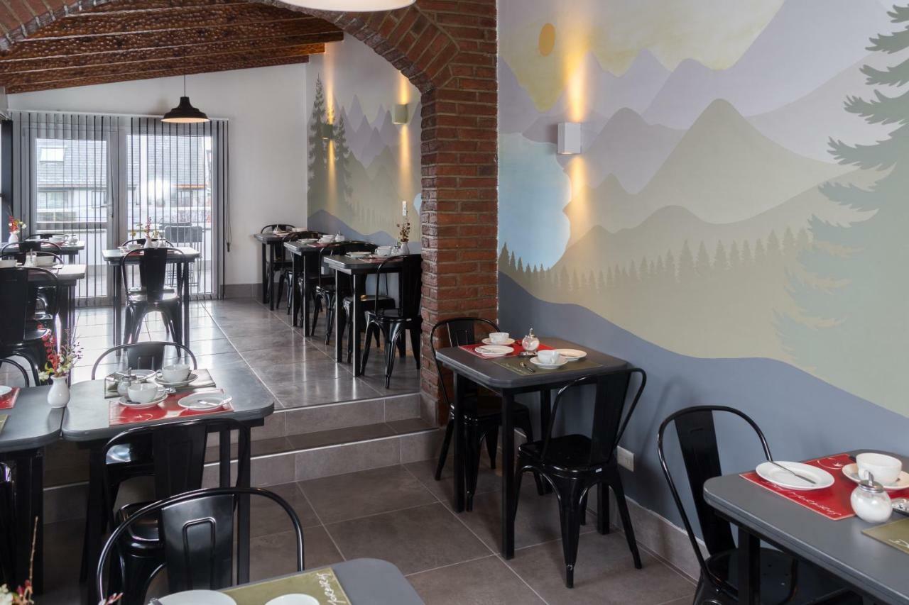 Hostel Los Troncos San Carlos de Bariloche Ngoại thất bức ảnh